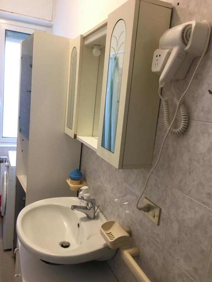 Appartamento Miramare, 2 Camere, Cucina, Bagno, Ventimiglia Exterior photo